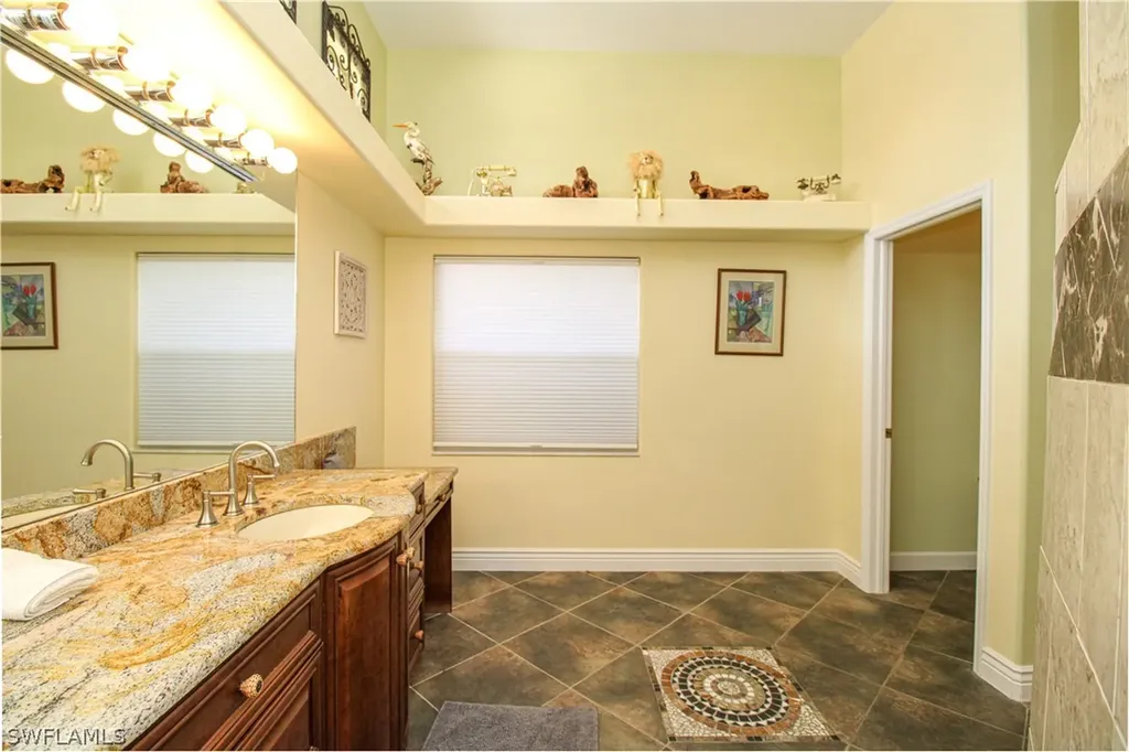 627 Soliel Drive Naples FL 34110