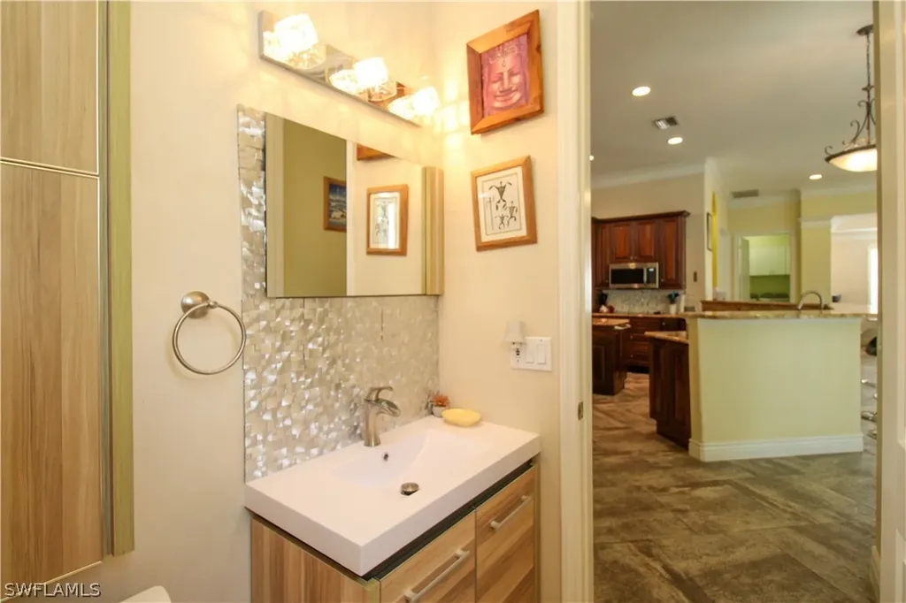 627 Soliel Drive Naples FL 34110
