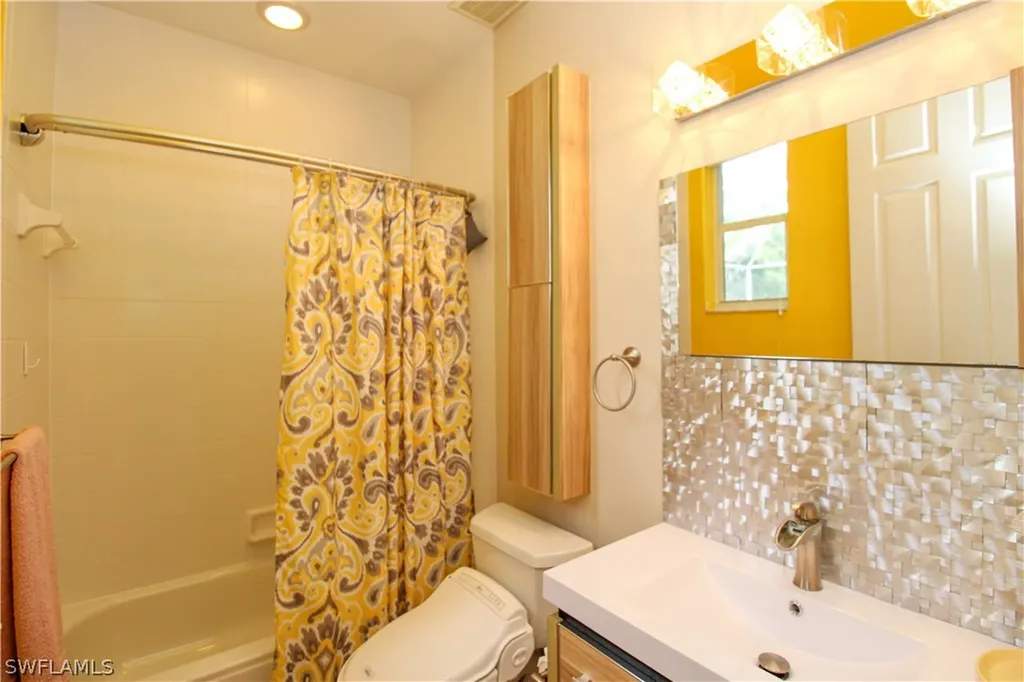 627 Soliel Drive Naples FL 34110