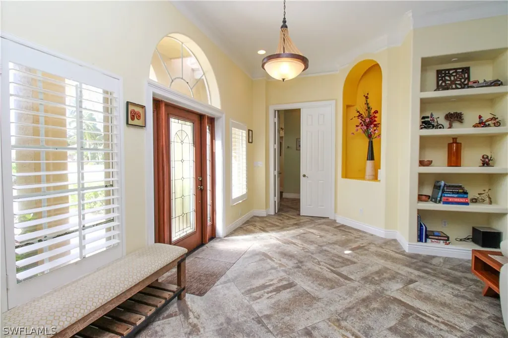 627 Soliel Drive Naples FL 34110