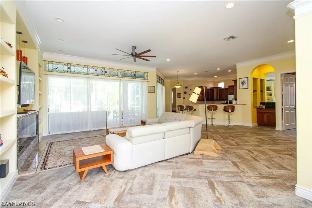627 Soliel Drive Naples FL 34110