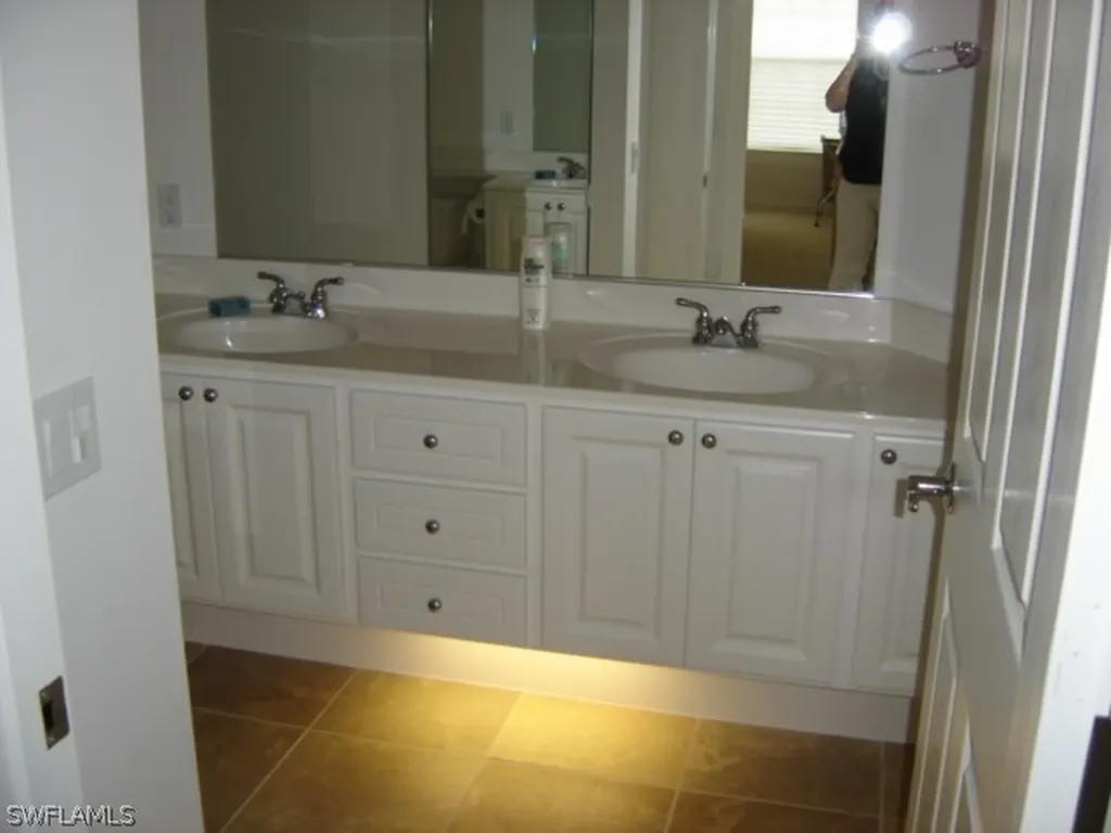 7450 Emilia Lane Naples FL 34114-2635