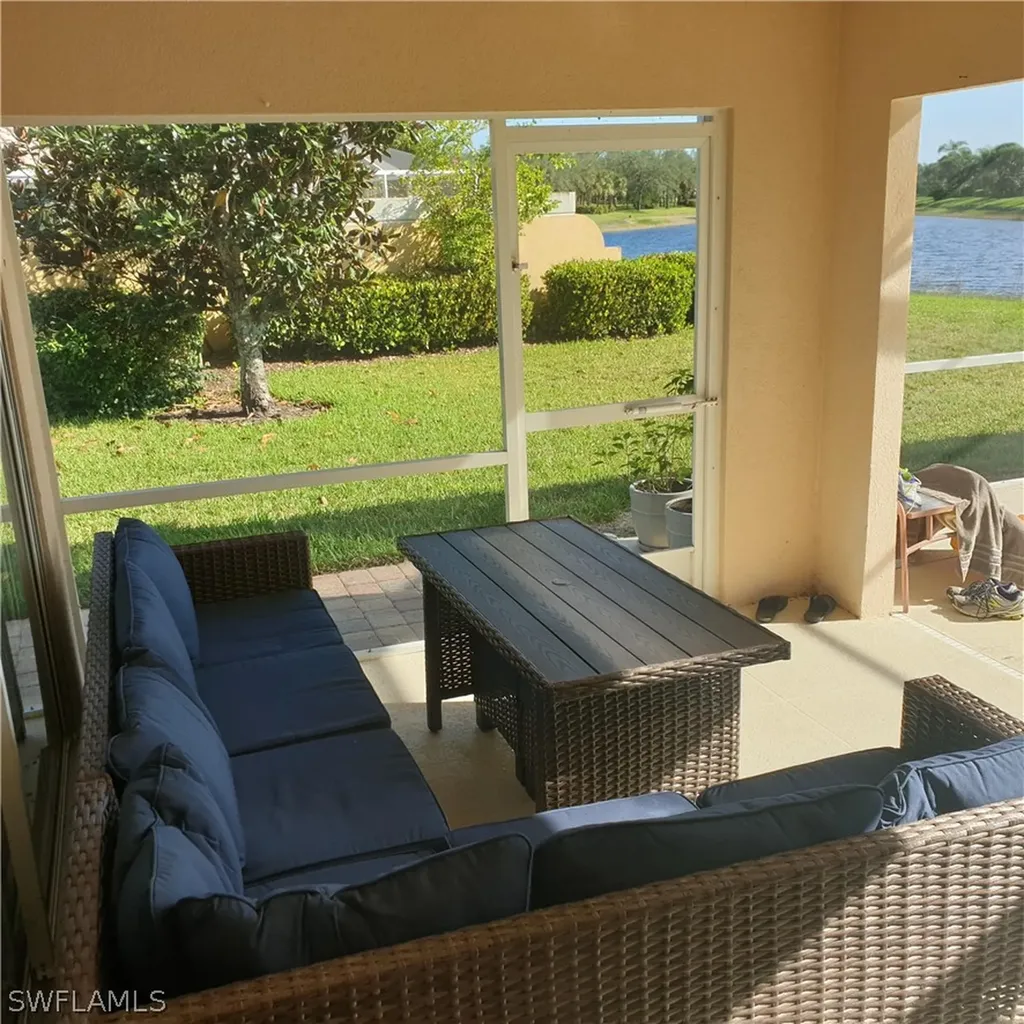 7450 Emilia Lane Naples FL 34114-2635