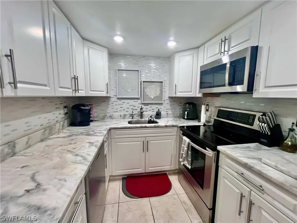159 Teryl Road Naples FL 34112