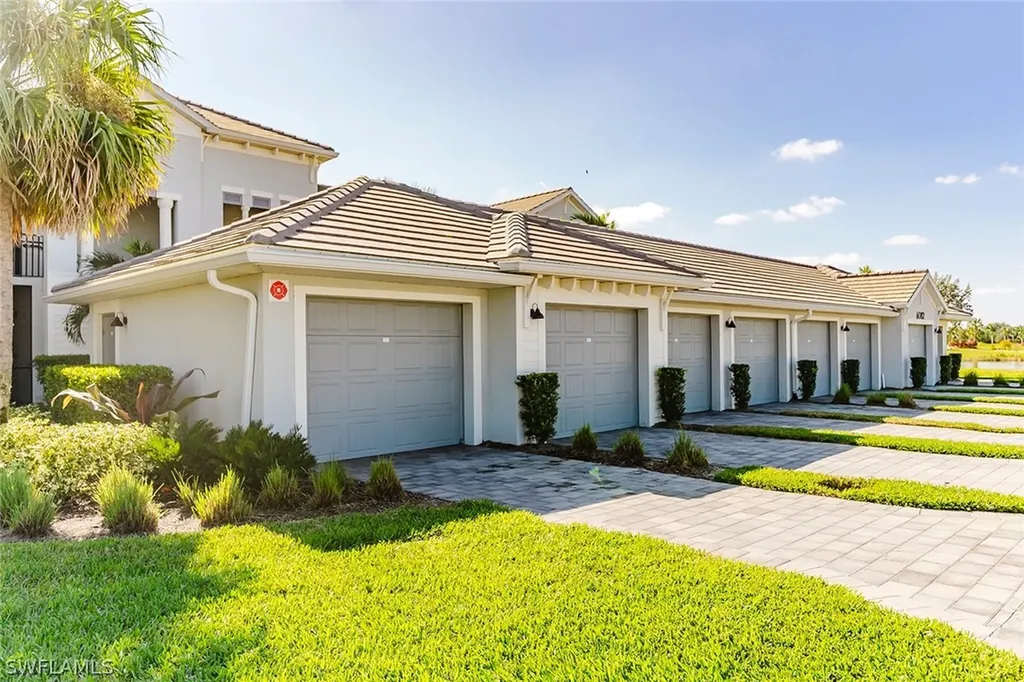 6082 National Boulevard Ave Maria FL 34142
