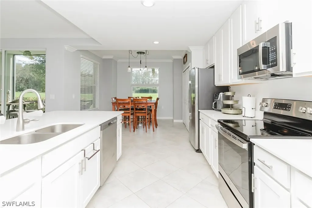 6082 National Boulevard Ave Maria FL 34142