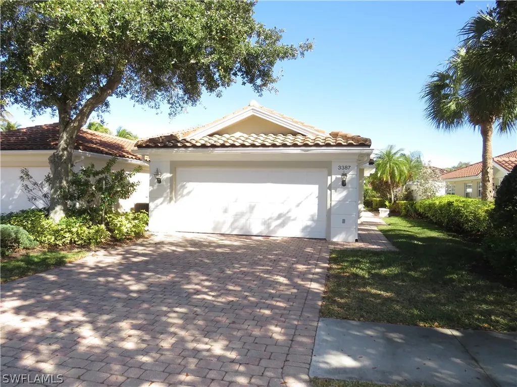 Naples FL, 3387 Cayman Lane