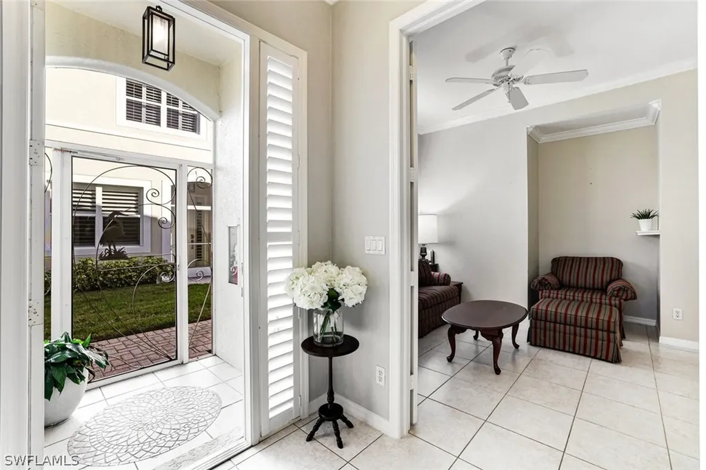 895 Eastham Way Naples FL 34104