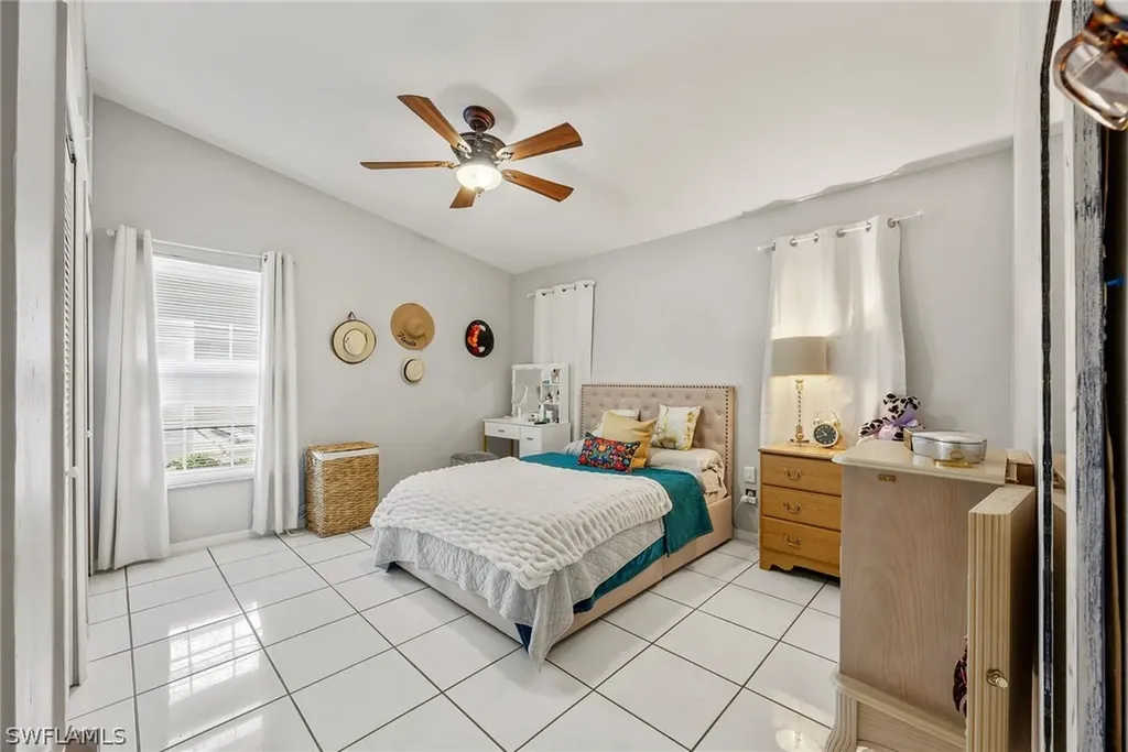 780 20th Avenue NW Naples FL 34120