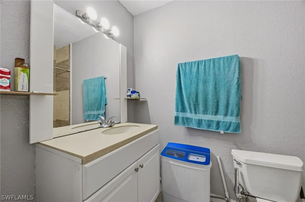 780 20th Avenue NW Naples FL 34120