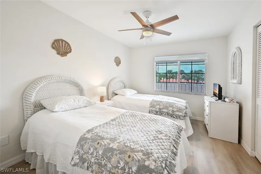 515 Gabriel Circle Naples FL 34104