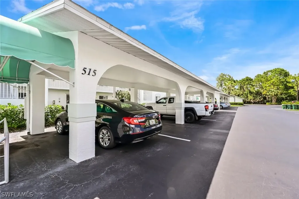 515 Gabriel Circle Naples FL 34104