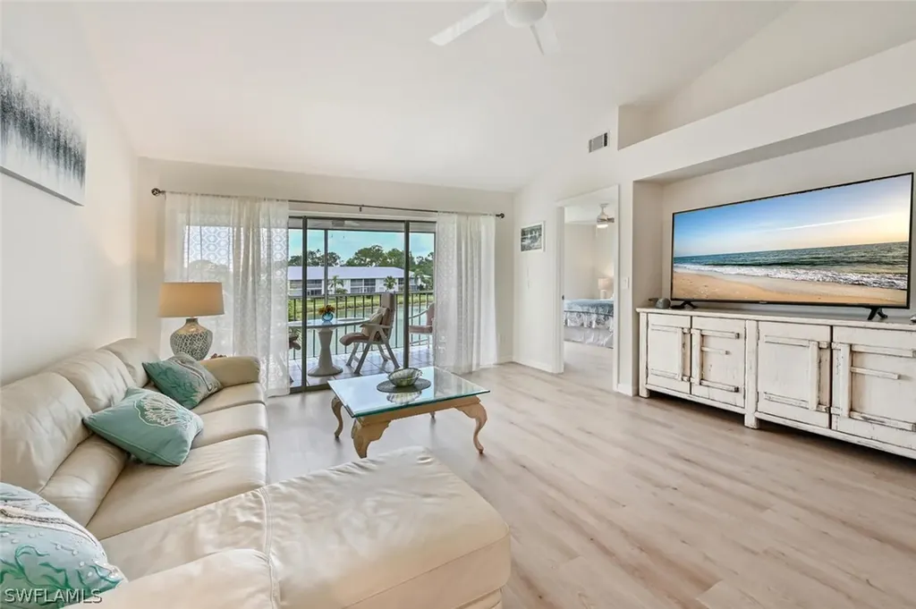 515 Gabriel Circle Naples FL 34104