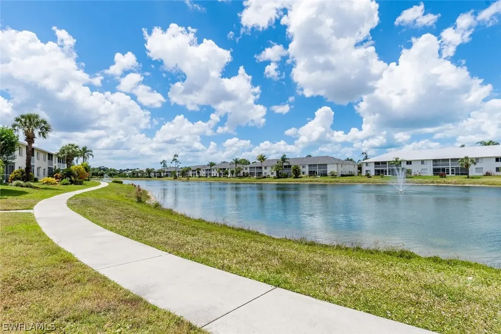 515 Gabriel Circle Naples FL 34104