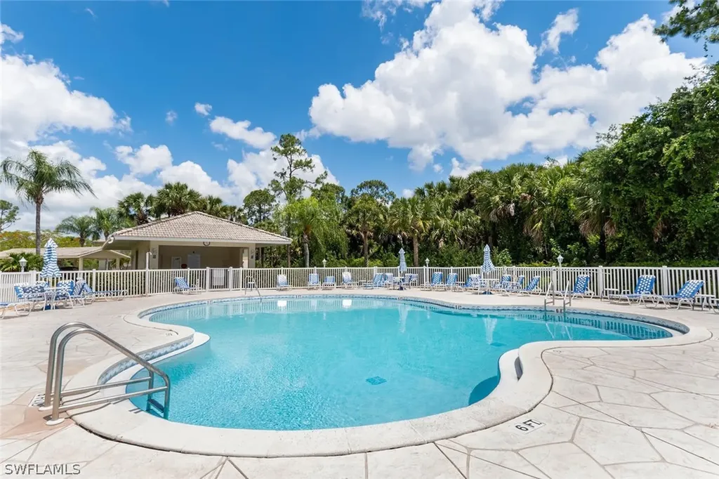 515 Gabriel Circle Naples FL 34104