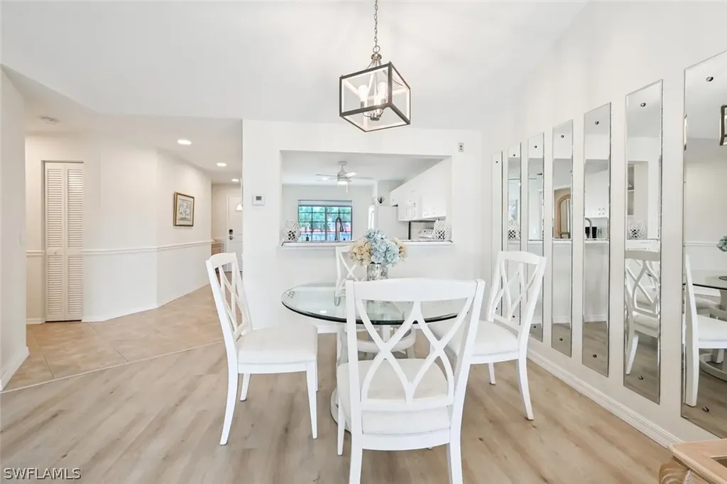 515 Gabriel Circle Naples FL 34104