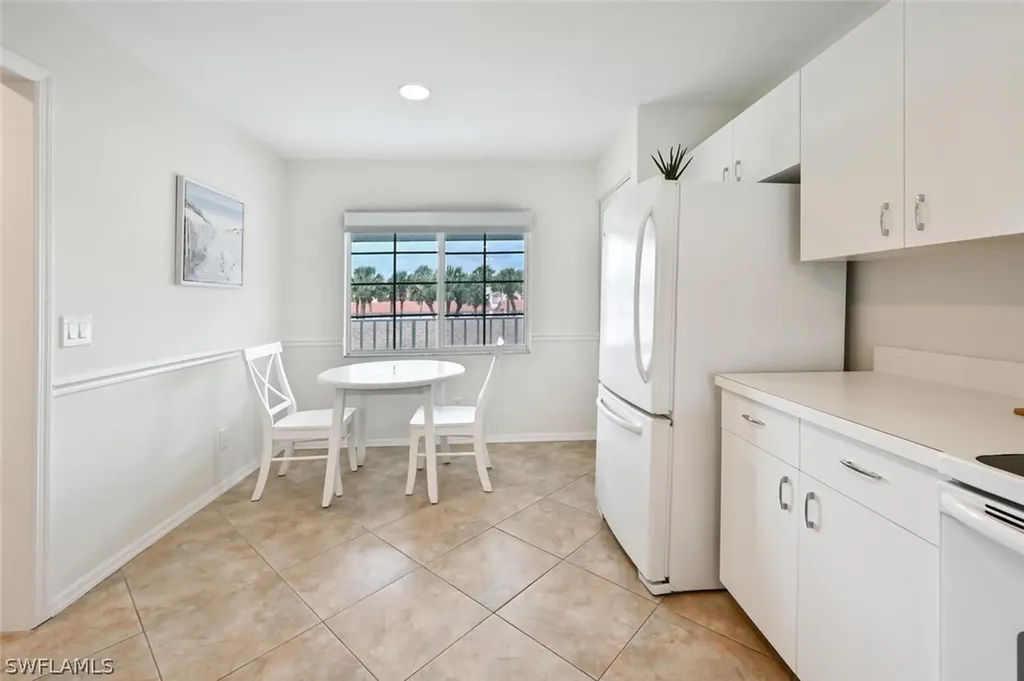 515 Gabriel Circle Naples FL 34104