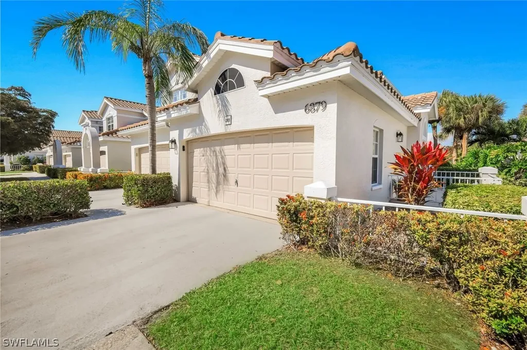6879 Redbay Park Road Naples FL 34109