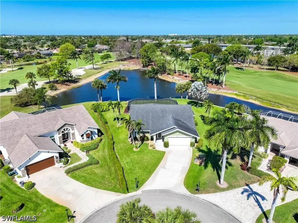 Naples FL, 220 Palmetto Dunes Circle