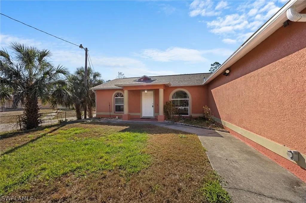 341 Everglades Boulevard S Naples FL 34117
