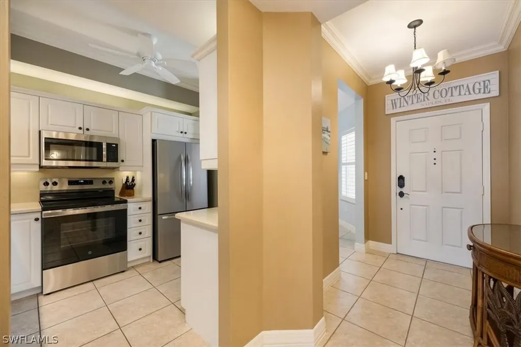 410 Bayfront Place Naples FL 34102