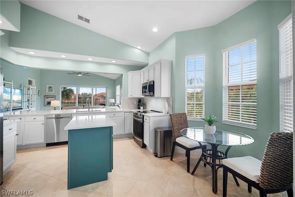 6393 Legacy Circle Naples FL 34113