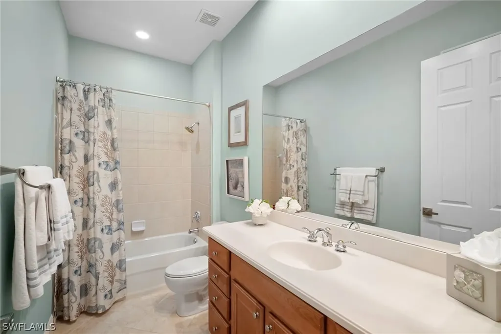 6393 Legacy Circle Naples FL 34113