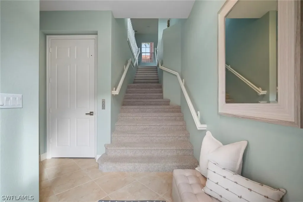 6393 Legacy Circle Naples FL 34113