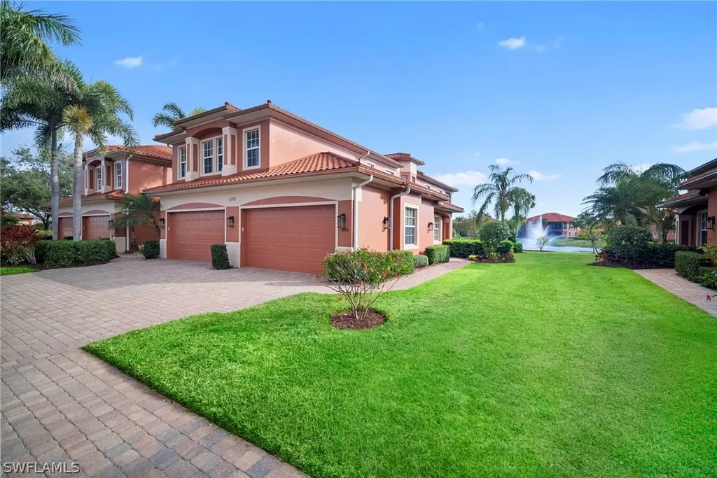 6393 Legacy Circle Naples FL 34113