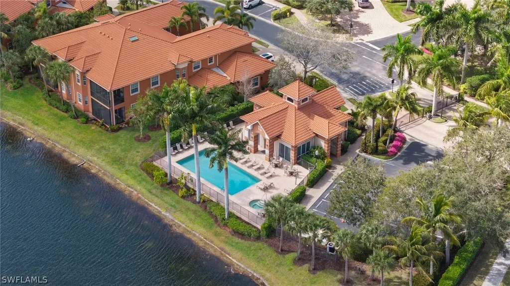 6393 Legacy Circle Naples FL 34113