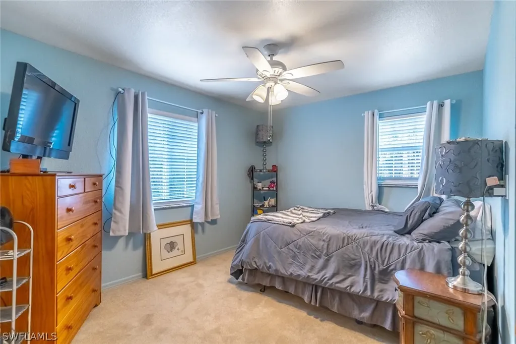 2940 Newman Drive Naples FL 34114