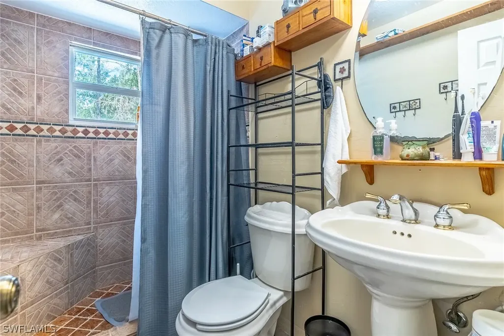 2940 Newman Drive Naples FL 34114