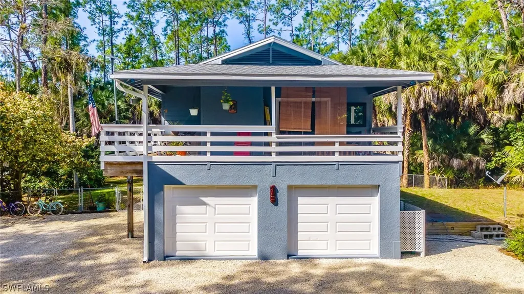 2940 Newman Drive Naples FL 34114