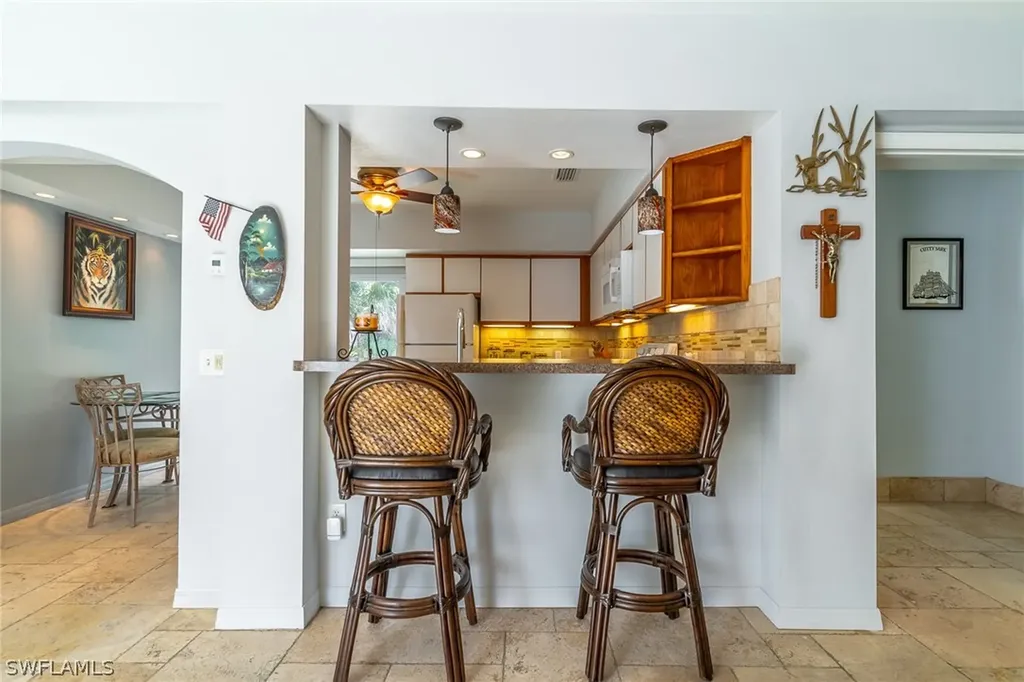 2940 Newman Drive Naples FL 34114