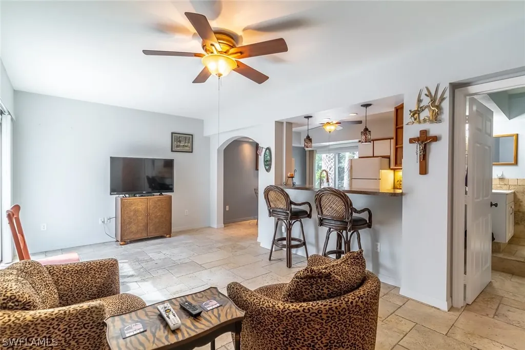2940 Newman Drive Naples FL 34114