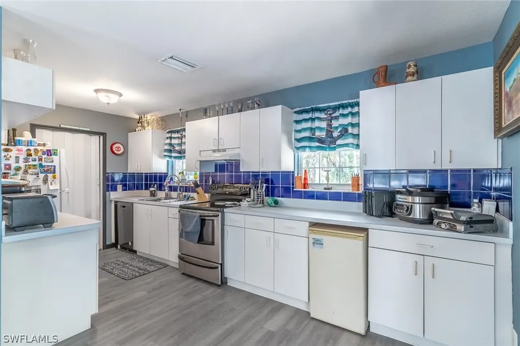 2940 Newman Drive Naples FL 34114