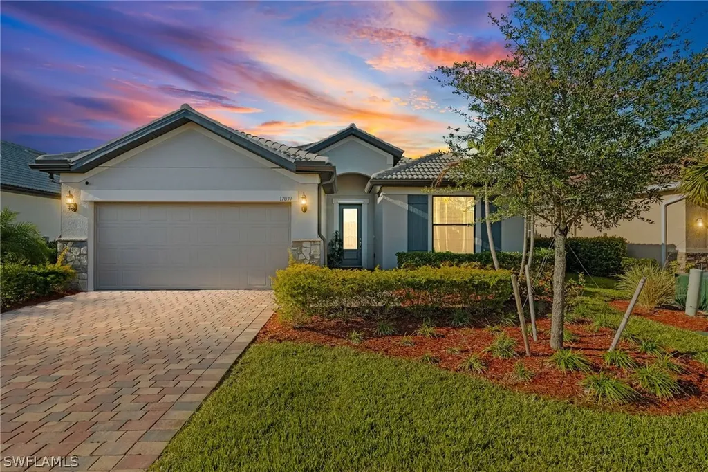 17039 Oakstead Drive Alva FL 33920