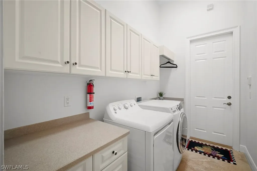 7620 Palmer Court Naples FL 34113
