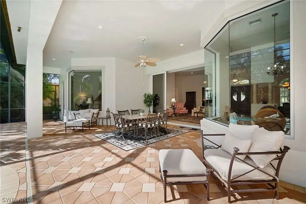 7620 Palmer Court Naples FL 34113