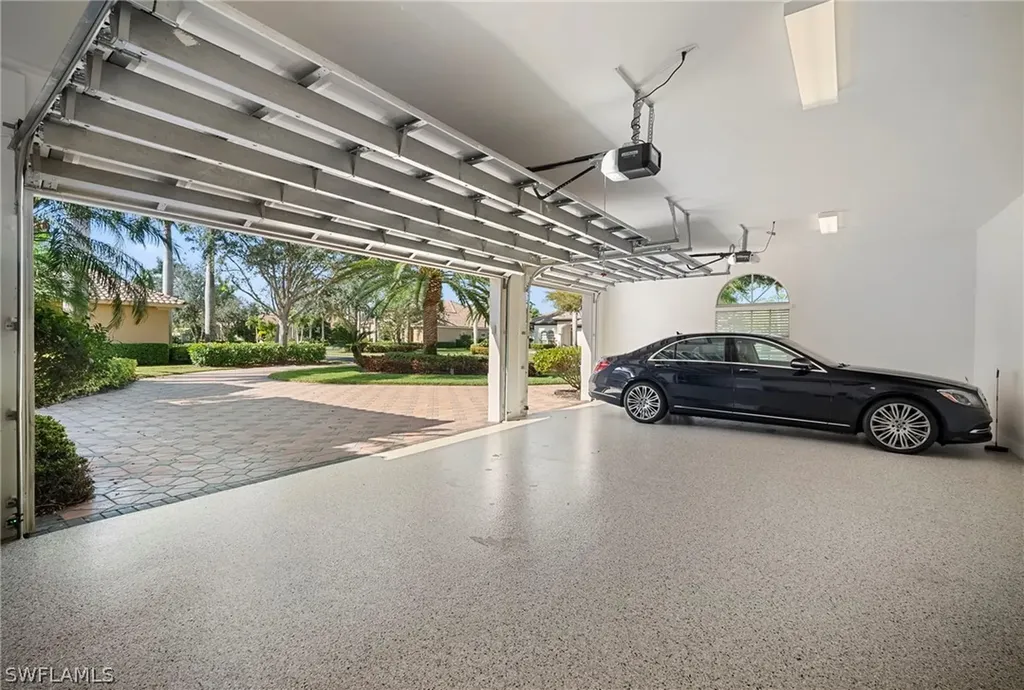 7620 Palmer Court Naples FL 34113