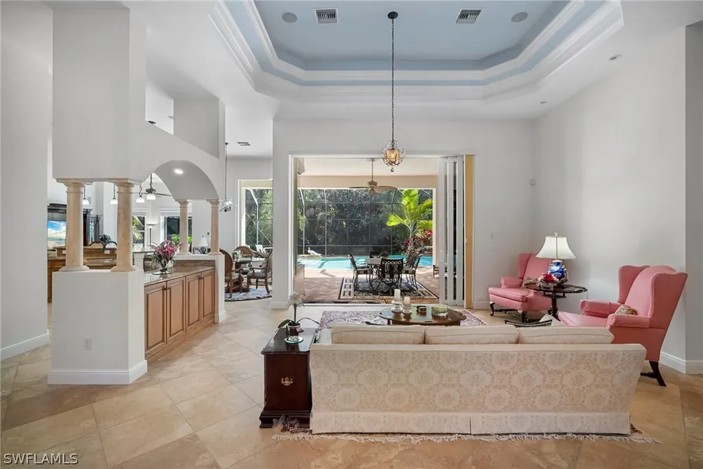 7620 Palmer Court Naples FL 34113