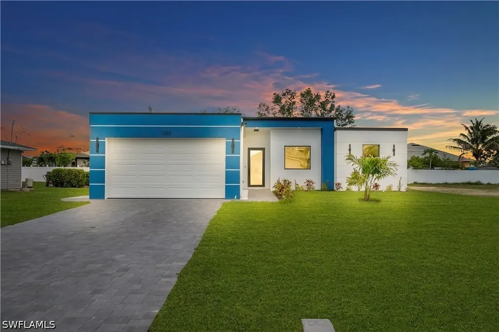 1303 NE 6th Avenue Cape Coral FL 33909