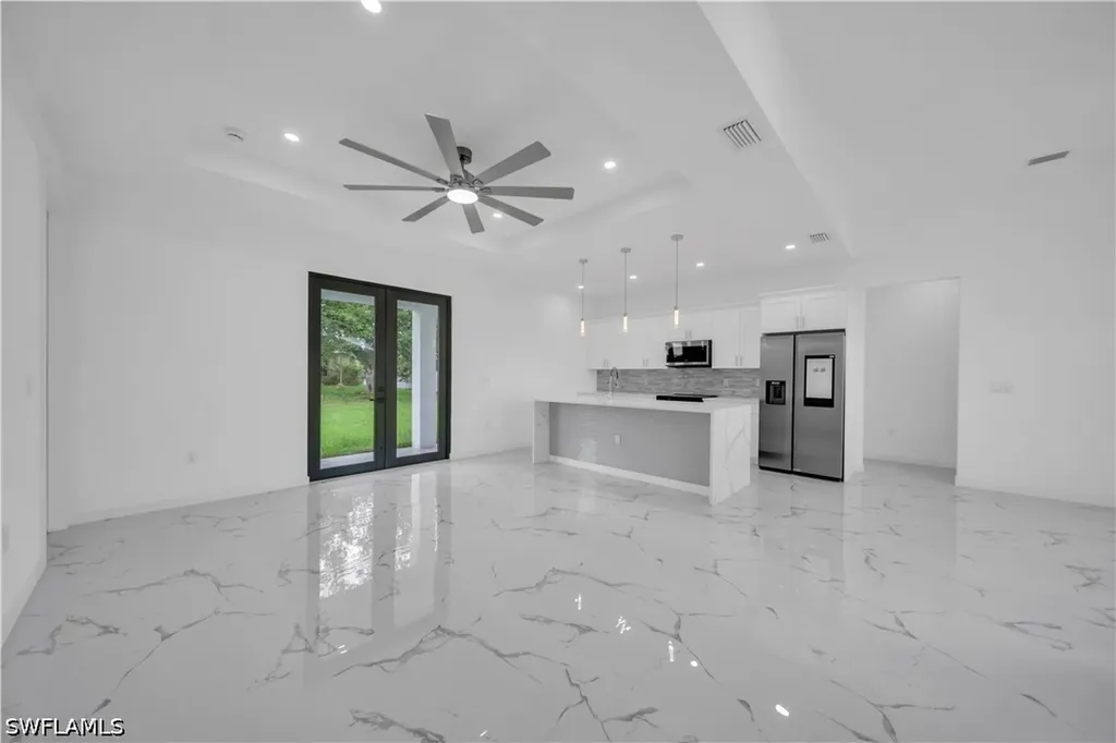 1303 NE 6th Avenue Cape Coral FL 33909
