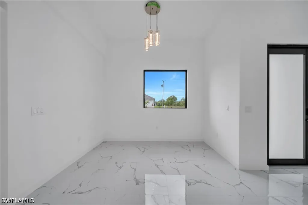 1303 NE 6th Avenue Cape Coral FL 33909