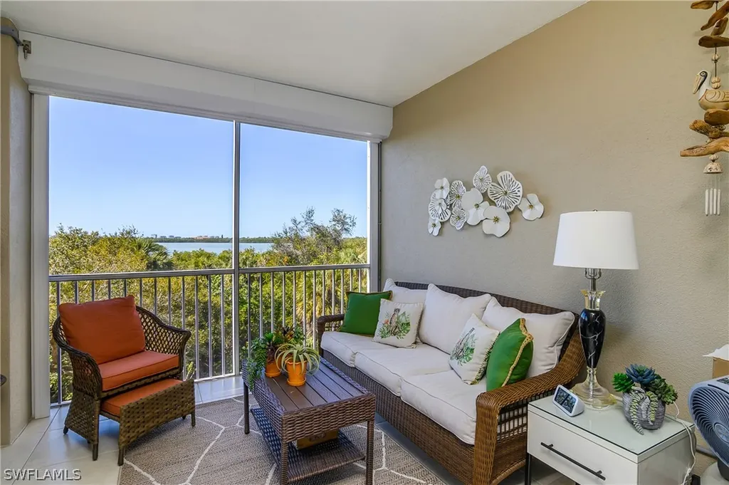 133 Vintage Bay Drive Marco Island FL 34145