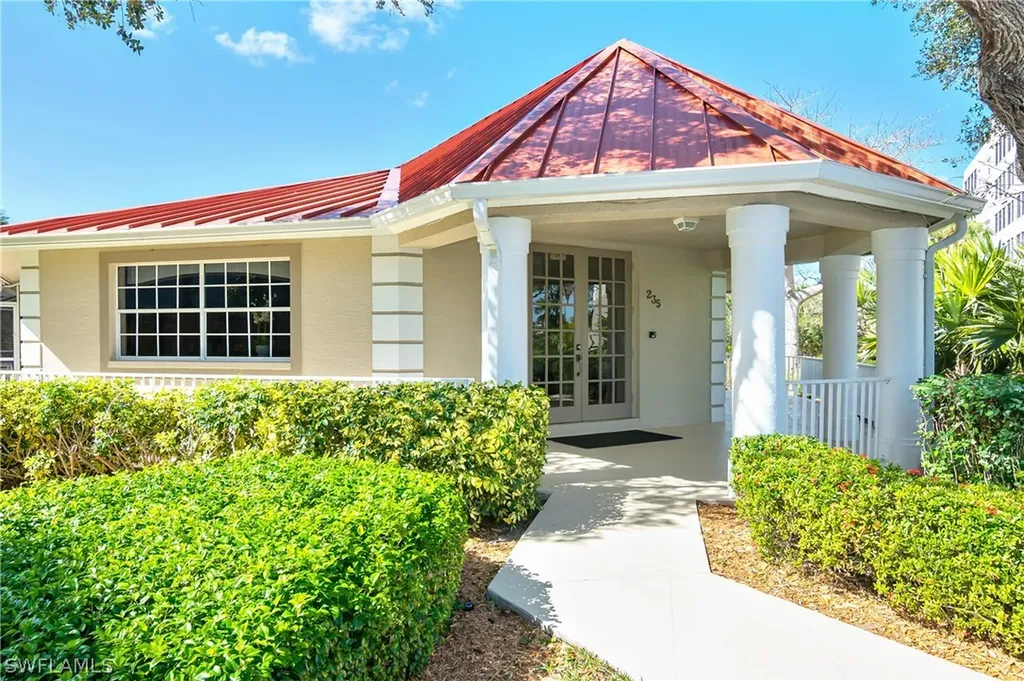 133 Vintage Bay Drive Marco Island FL 34145