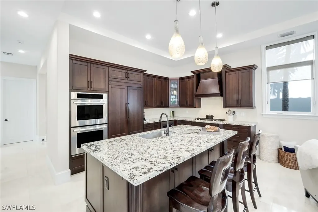 2106 Modena Court Naples FL 34105