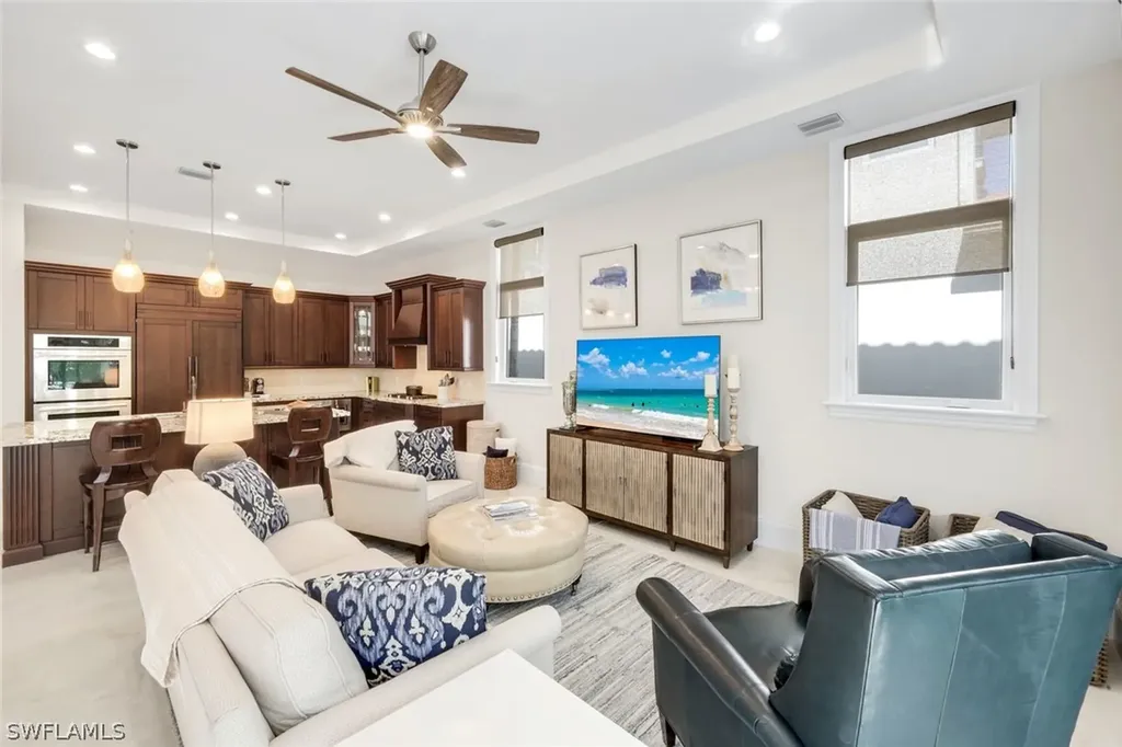 2106 Modena Court Naples FL 34105