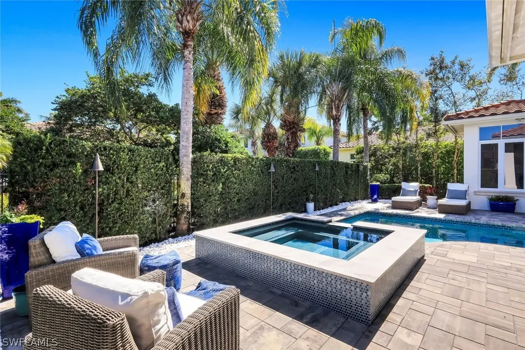2106 Modena Court Naples FL 34105