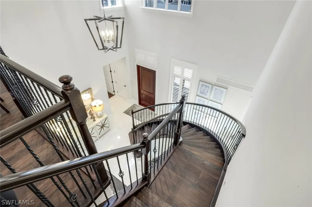 2106 Modena Court Naples FL 34105